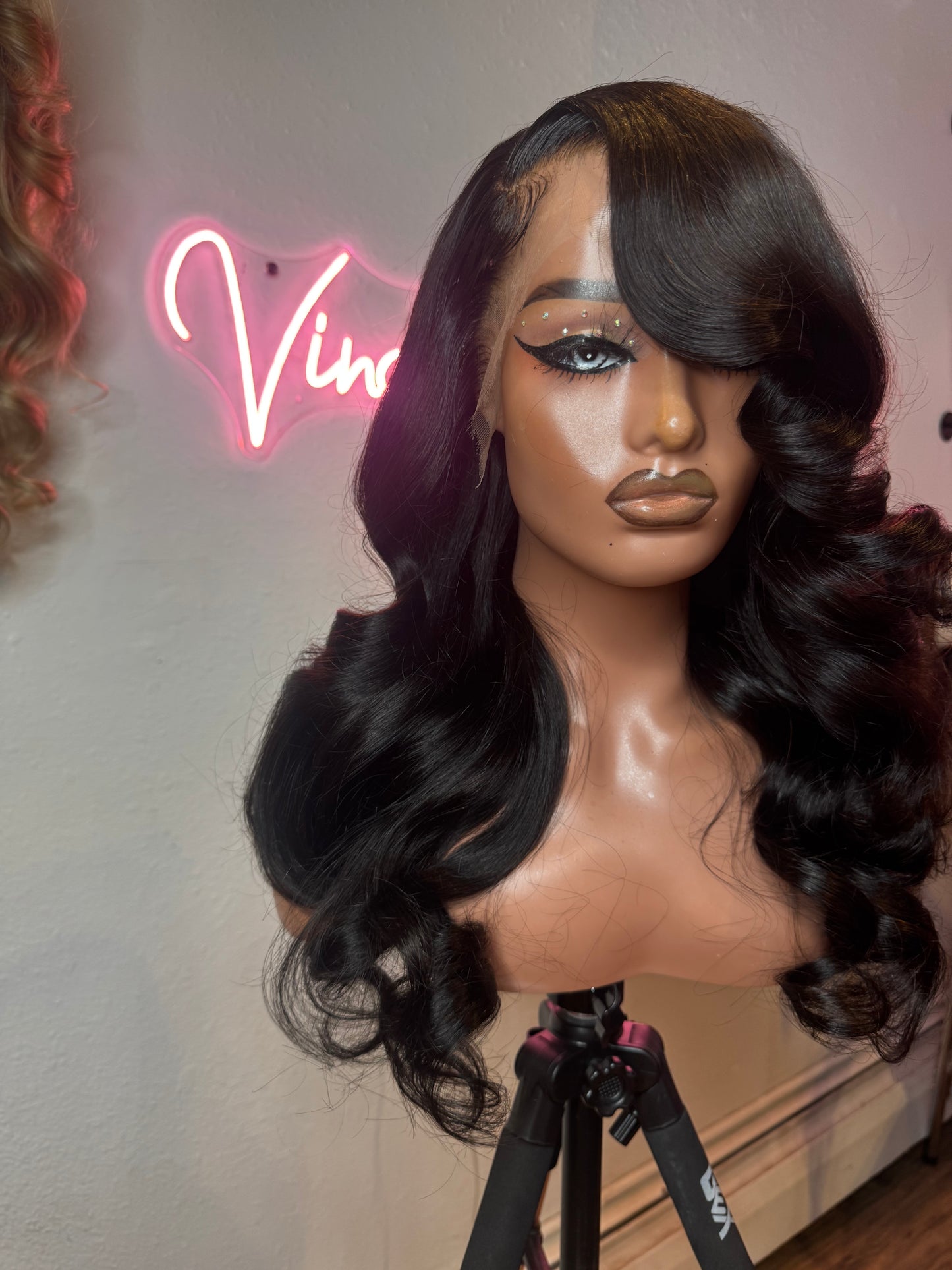 Bre - 24" hd lace frontal glueless unit