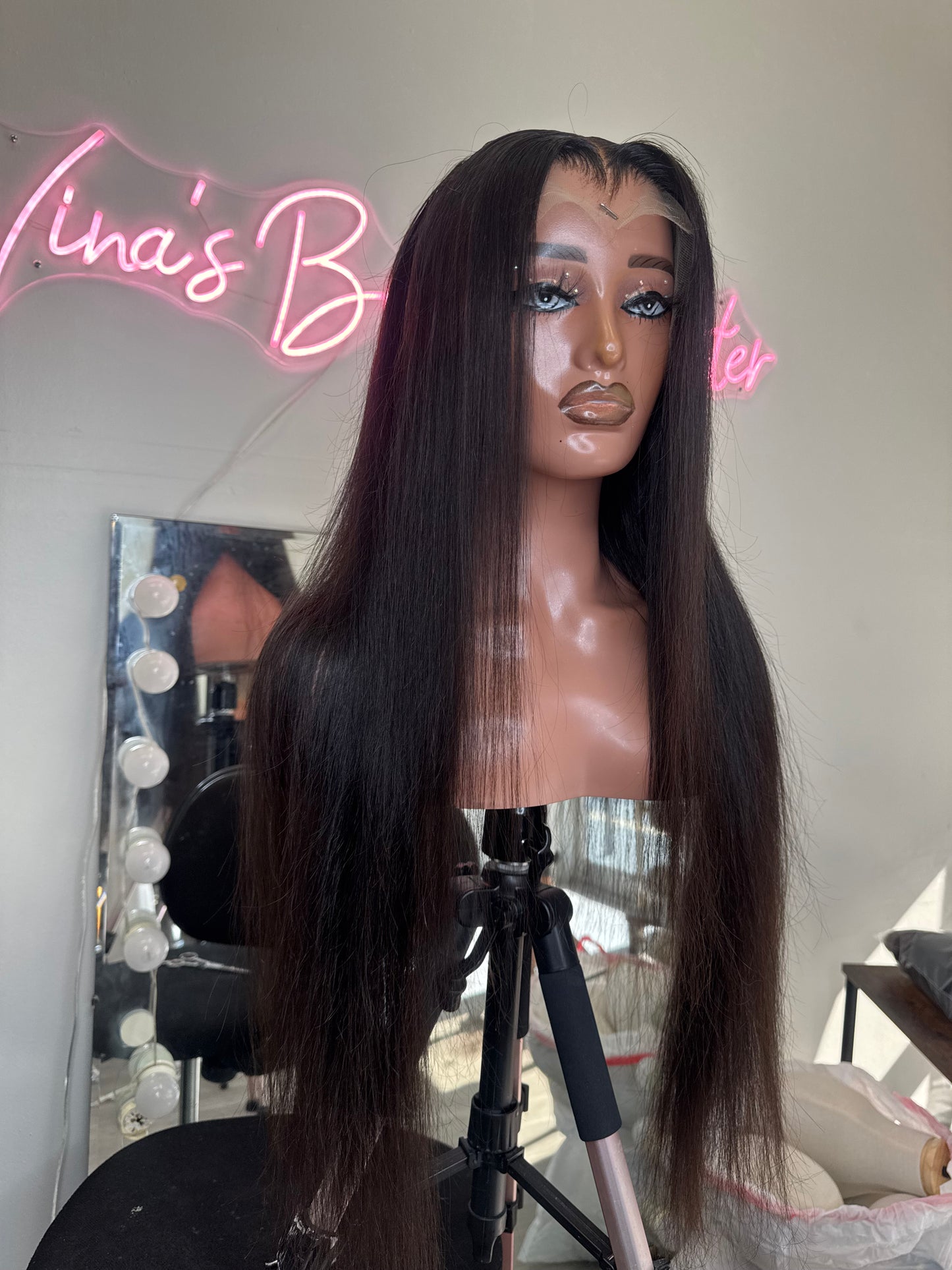 Leslie - 26” HD Lace Frontal Unit