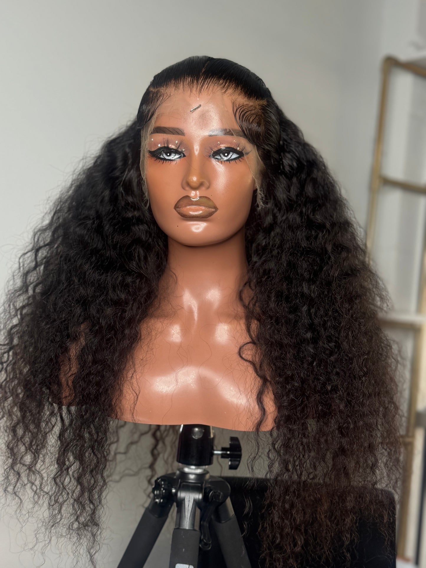 Amber - 24” curly deep wave unit