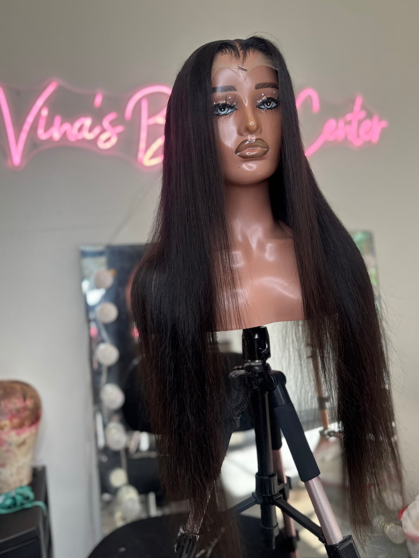 Leslie - 26” HD Lace Frontal Unit