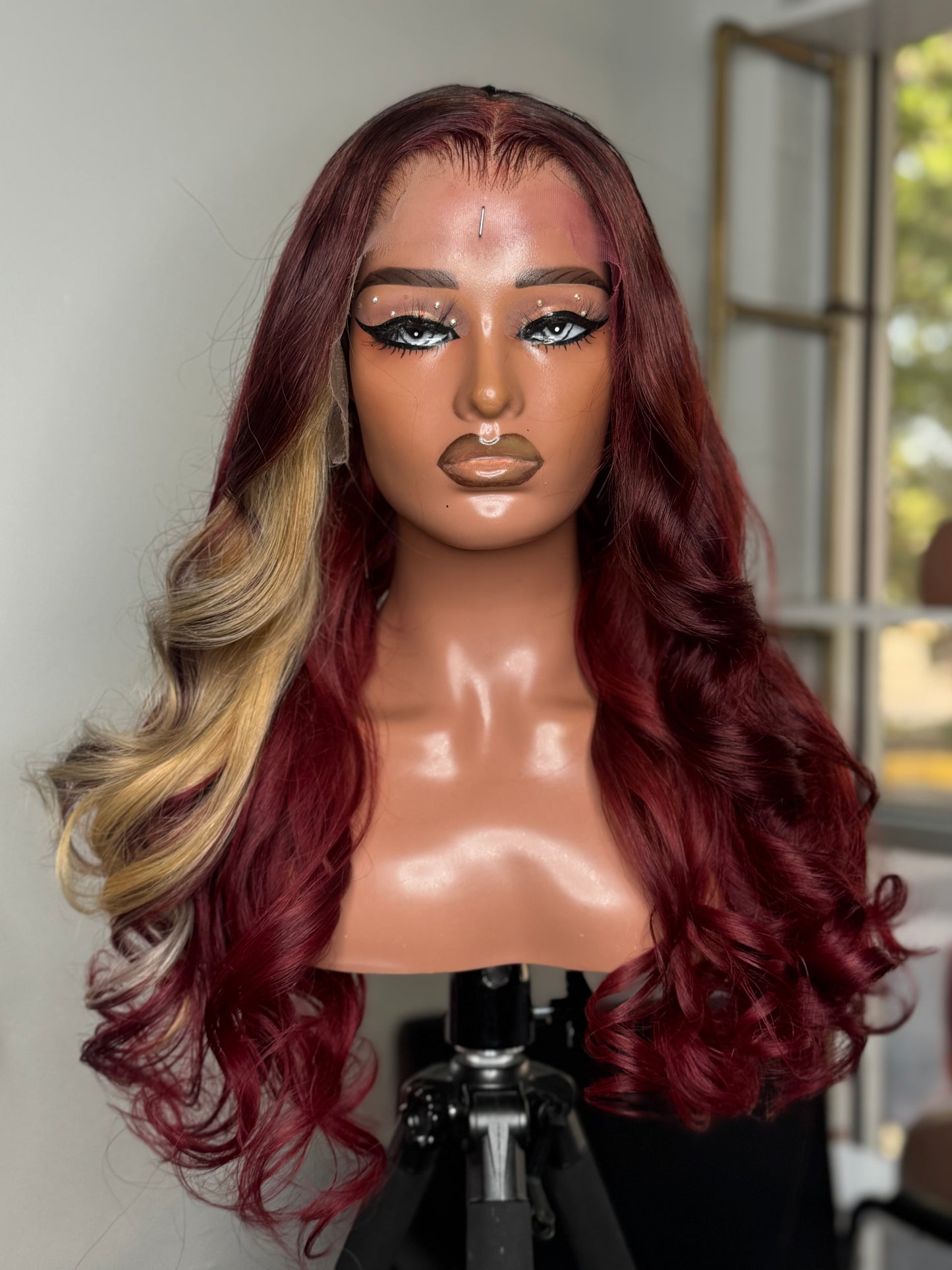 Asia - 24” Burgundy Hd Lace Frontal a unit