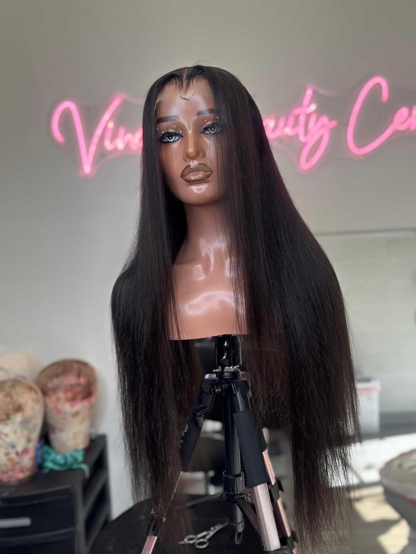 Leslie - 26” HD Lace Frontal Unit